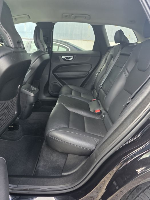 Volvo XC60 D4 AWD Geartronic Moment