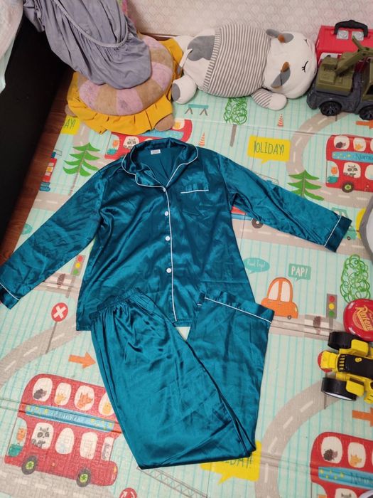 Піжама жіноча атласна