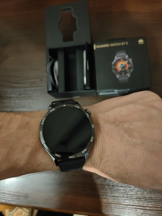 Huawei Watch GT 5