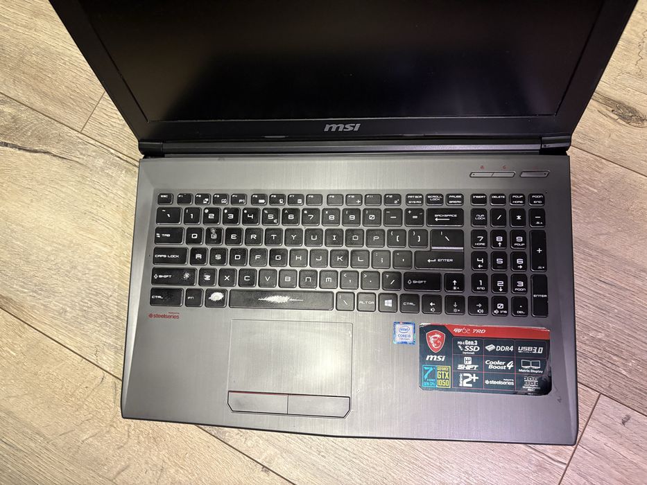 Laptop gaming Msi gv62 7rd