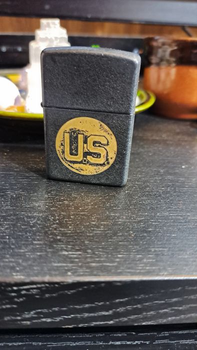 Isqueiro zippo vintage.