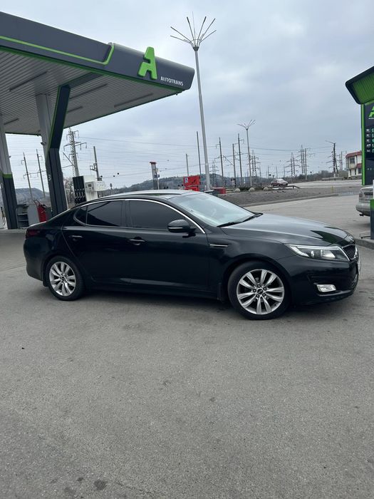 Продам автомобіль Кіа К5 2.0 газ 2014 рік
