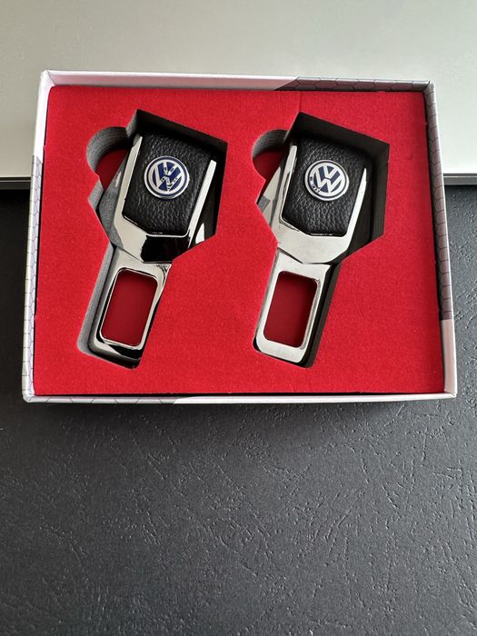 Заглушки ременів безпеки, заглушка ремня Audi BMW FORD KIA VW Lexus