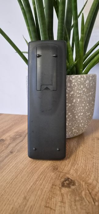 Oryginalny pilot Sony RMT-V141K magnetowid TV