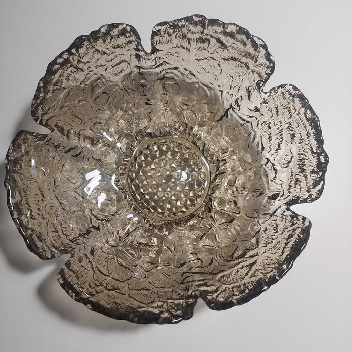 Фарфорові тарілки