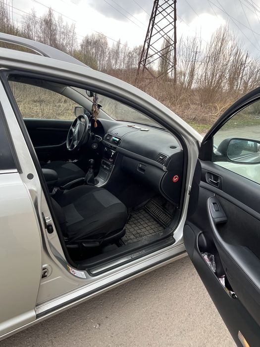 Продам надійне авто