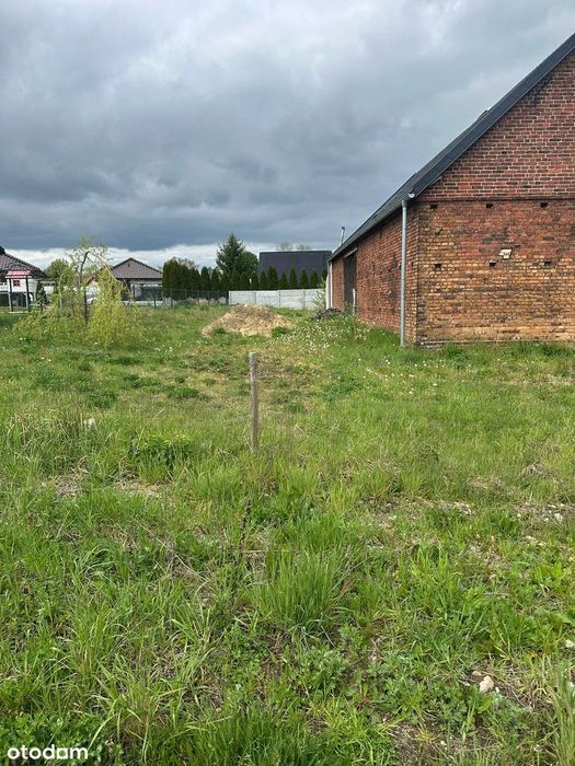 DOM KADŁUBIA k.Żar. 143m2, działka 0,952m2.
