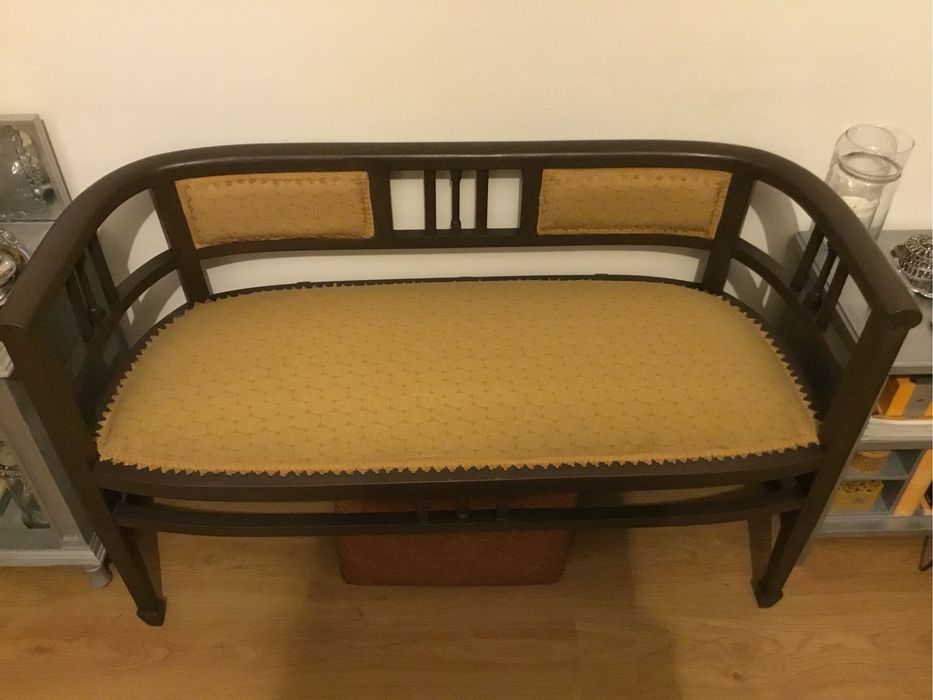 Cadeirão de três lugares restaurado