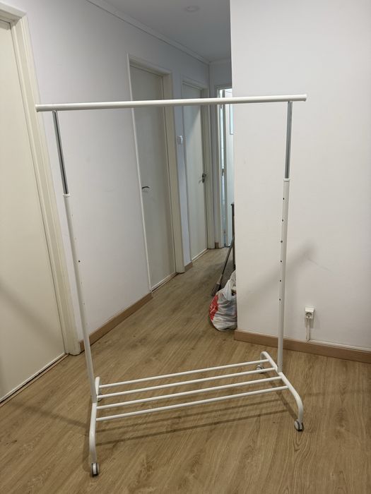 Vendo arara de roupa