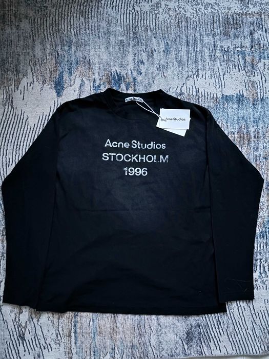 Longsleeve acne studio + bape x ch tee
