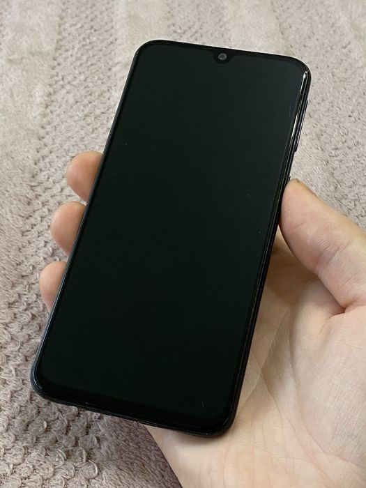 Телефон Samsung Galaxy A40 4/64gb NFC #33