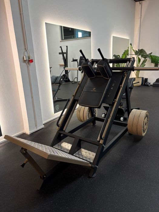 Hack Squat Zenpol
