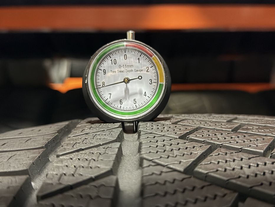 275/30 r 20 Continental 2шт.