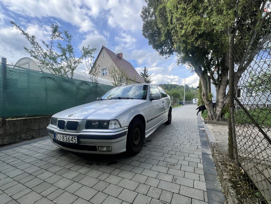 BMW e36 Compact 1,9