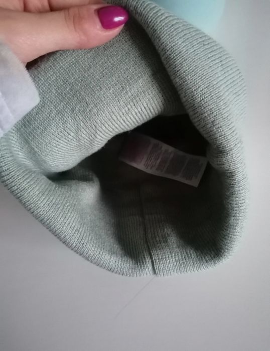 Miętowa czapka zimowa