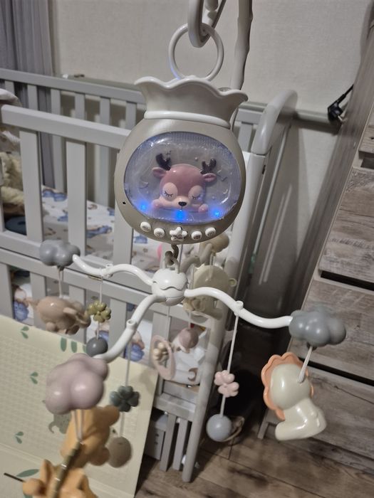 Мобіль дитячий  на ліжечко