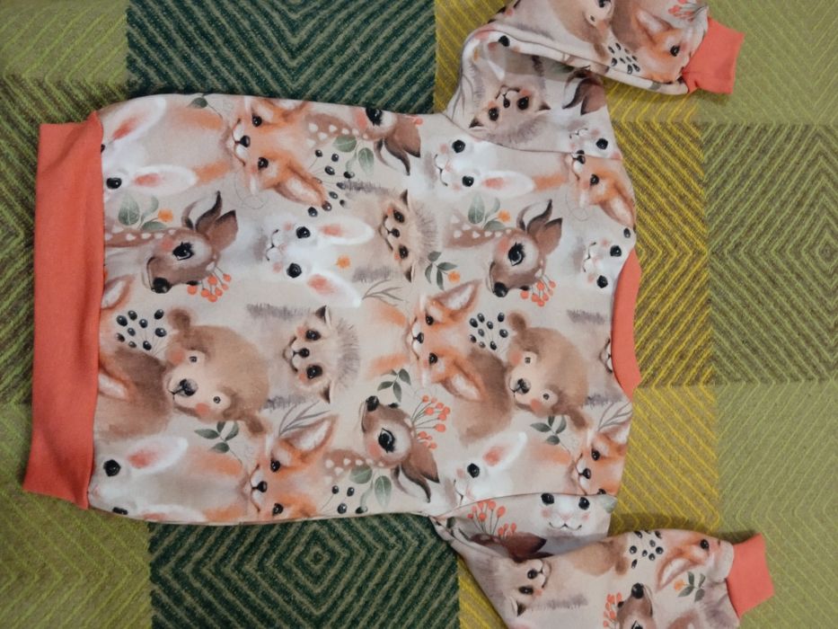 Свитшот для малышки "Милые зверушки"