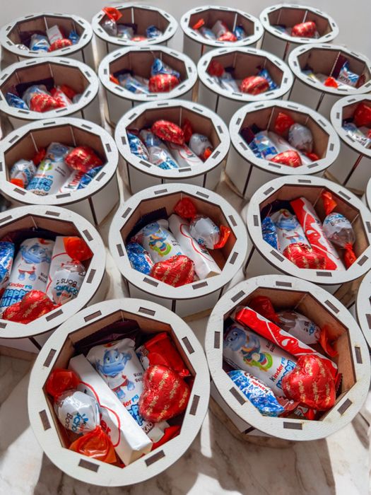 Подарунки в садочок , подарунки для класу , подарунки для діток