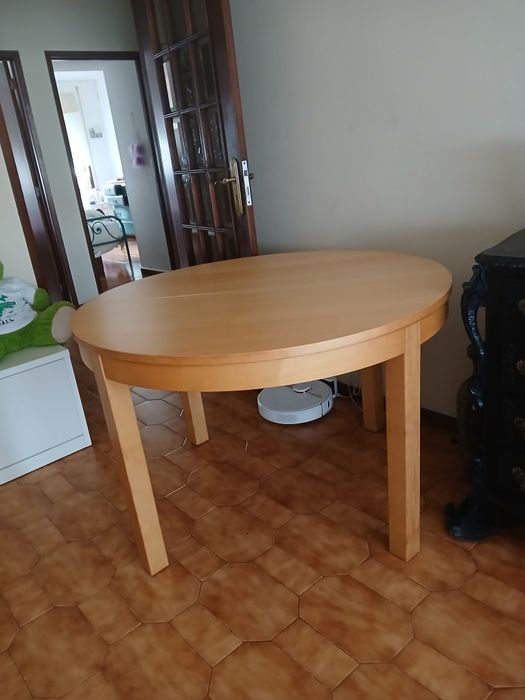Solid Pine Table424730829050368000