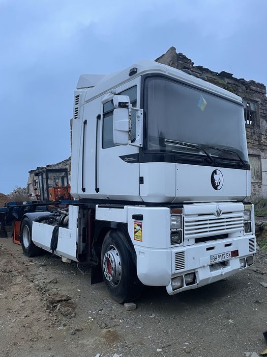 Renault magnum 2000