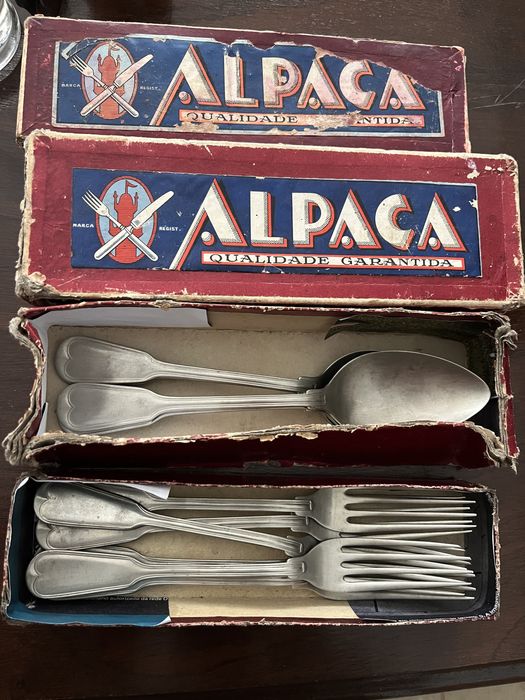 Conjunto de talheres vintage ALPACA com caixa original