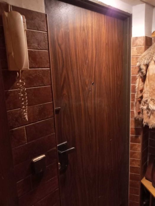 Продам 2-кімн. Щу́сєва вул. 42а, 47 м.кв.МетроСирець 2 хвилини пішки.