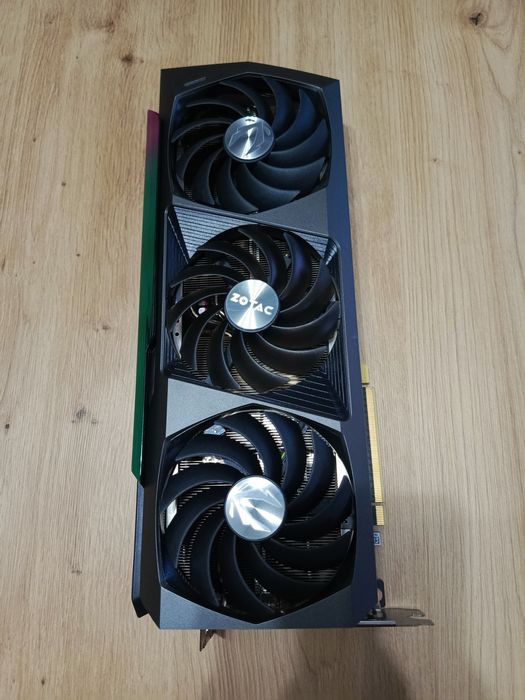GeForce 3070ti AMP Extreme Holo