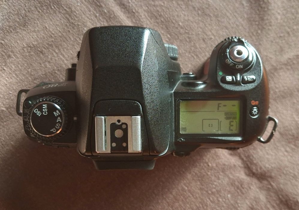 Nikon F80 analógica 35MM