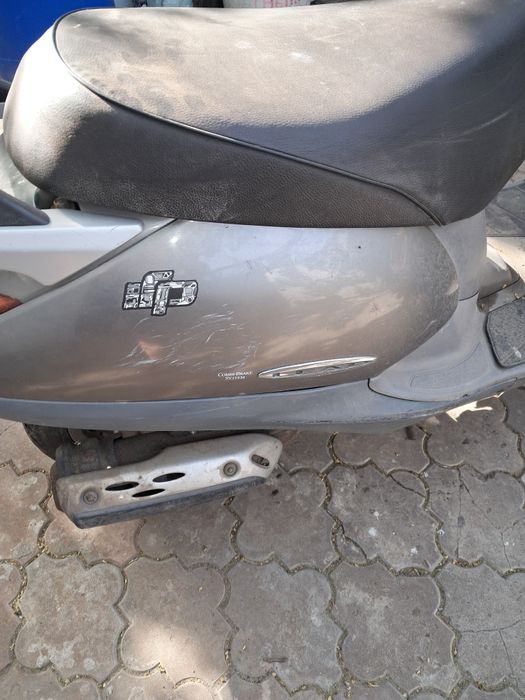 Honda lead 49 кубів