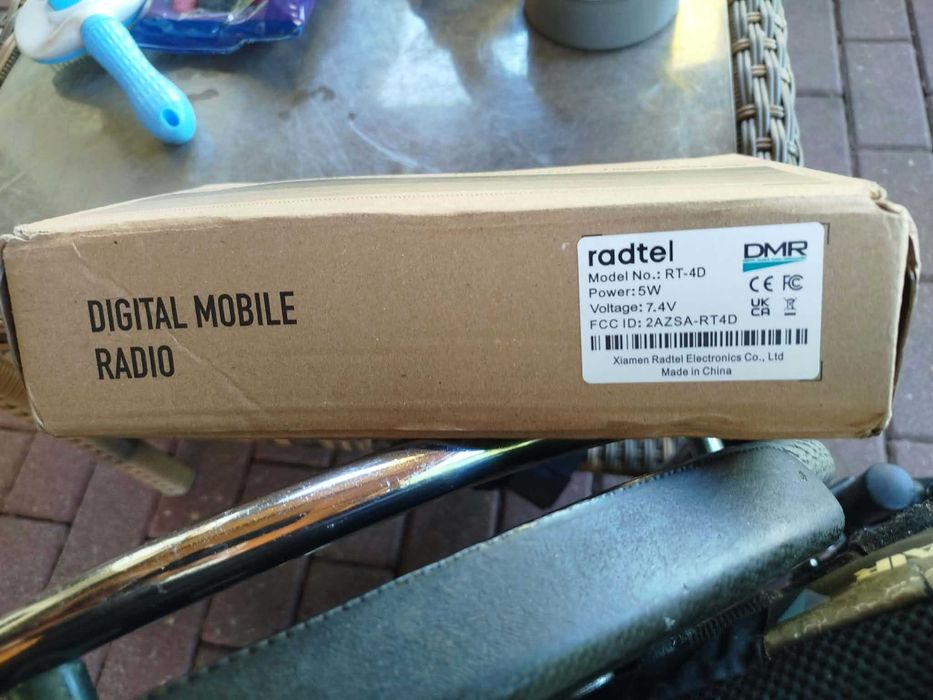 Radtel RT-4D trx UHF,VHF, DMR airband AM