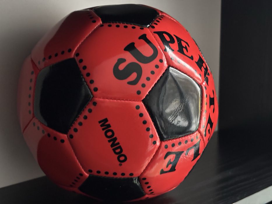 Pilka nozna Mondo rozmiar 6