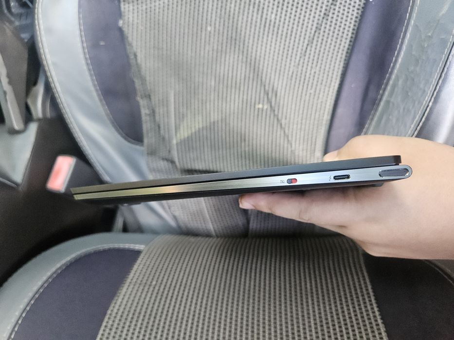 Lenovo ideapad slim 9