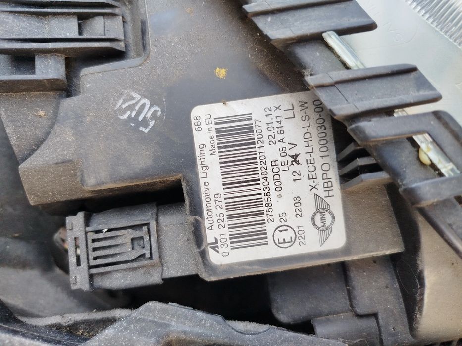 Ótica / farol esquerda MINI Mini Clubman (R55)