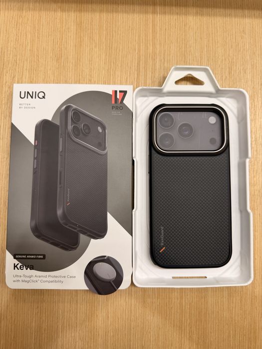 Etui iphone 17 pro UNIQ KEVA stan nowy