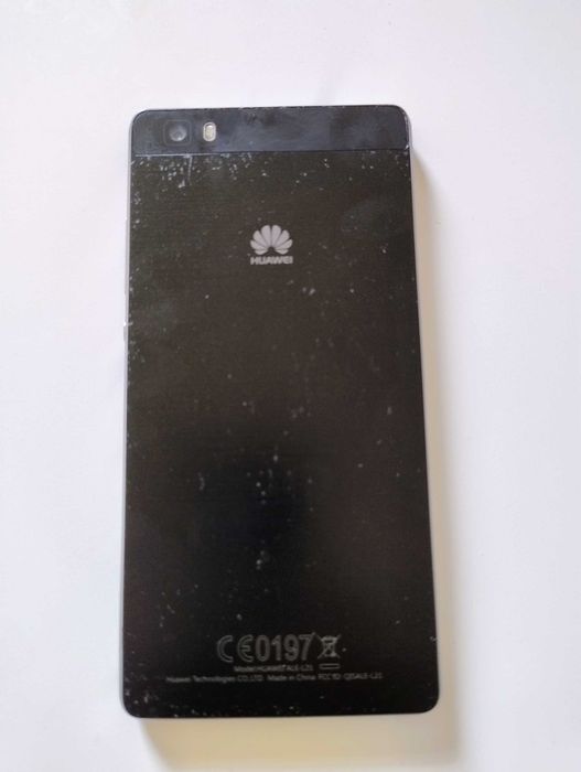 Smartfon Huawei P8 Lite 2 GB / 16 GB 4G (LTE) czarny