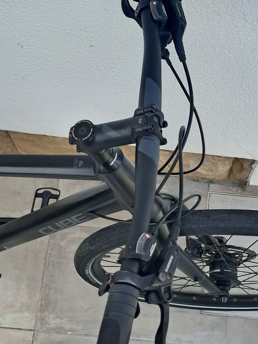 Bicicleta Cube Travel roda 28 3x10 XT