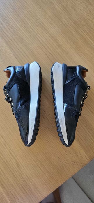 Tennis pretos - Marca Cavalinho