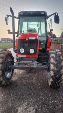 Ciągnik rolniczy Massey ferguson 5435