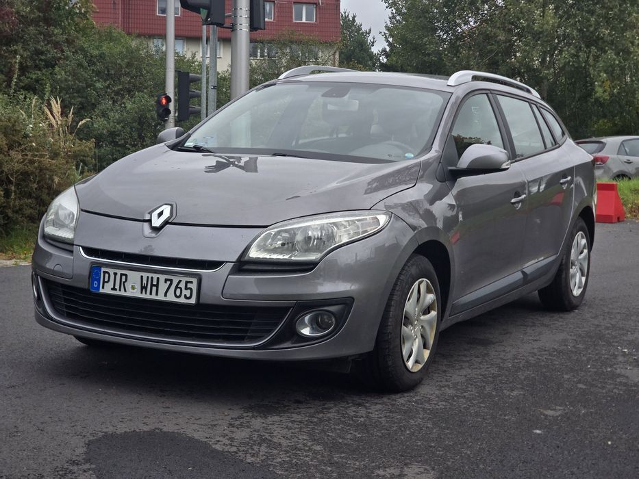 Renault Megane III Kombi 1.6 Ben. 2013 | Hak, Isofix