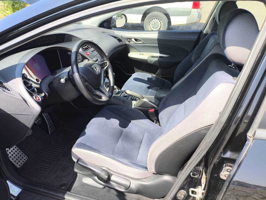 Honda Civic FK2 - 08