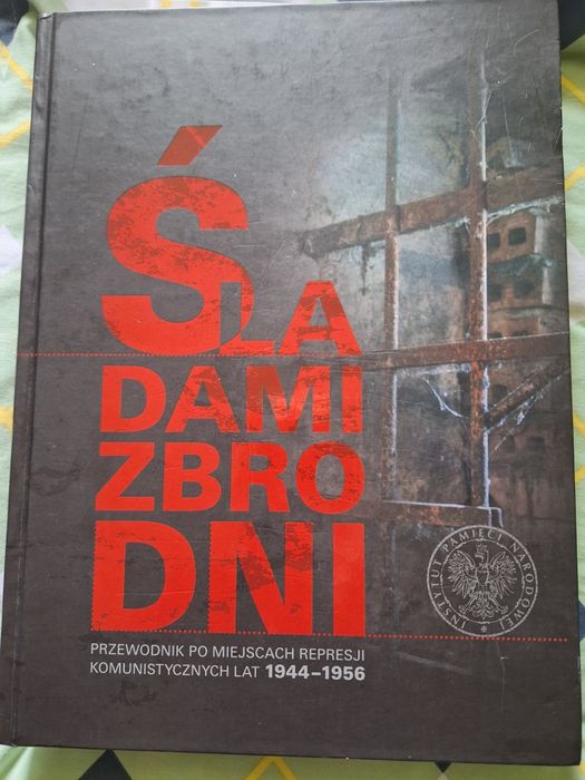 Książka śladami zbro