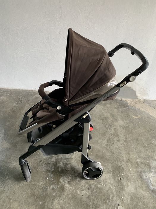 Carro de.  Bebe. Usado