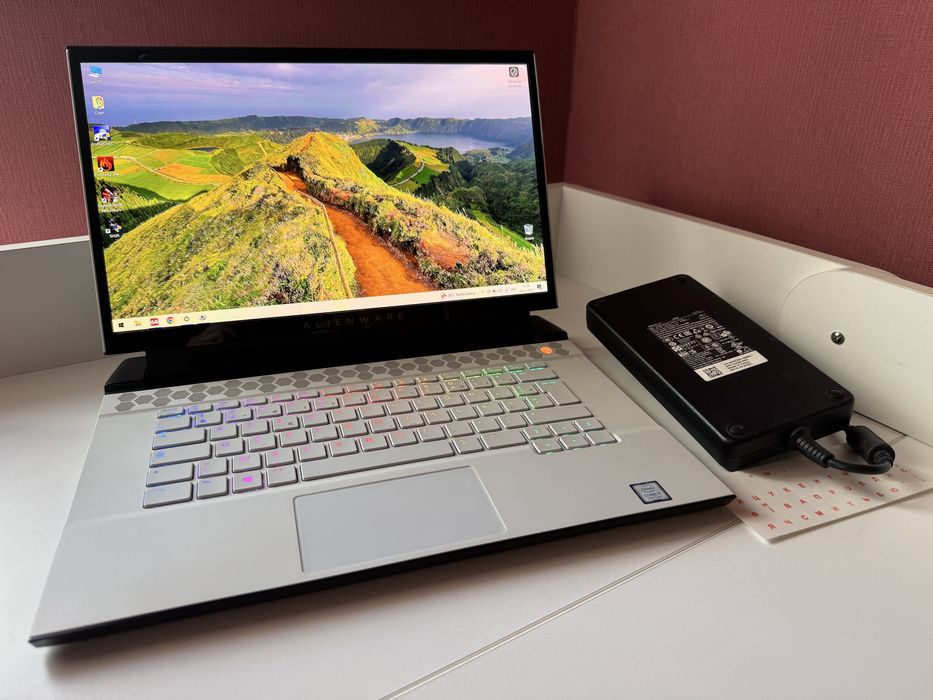 Ноутбук игровой Alienware m15 r2(15 4k oled,i7(9gen),16gb,1Tb,RTX2070 ...