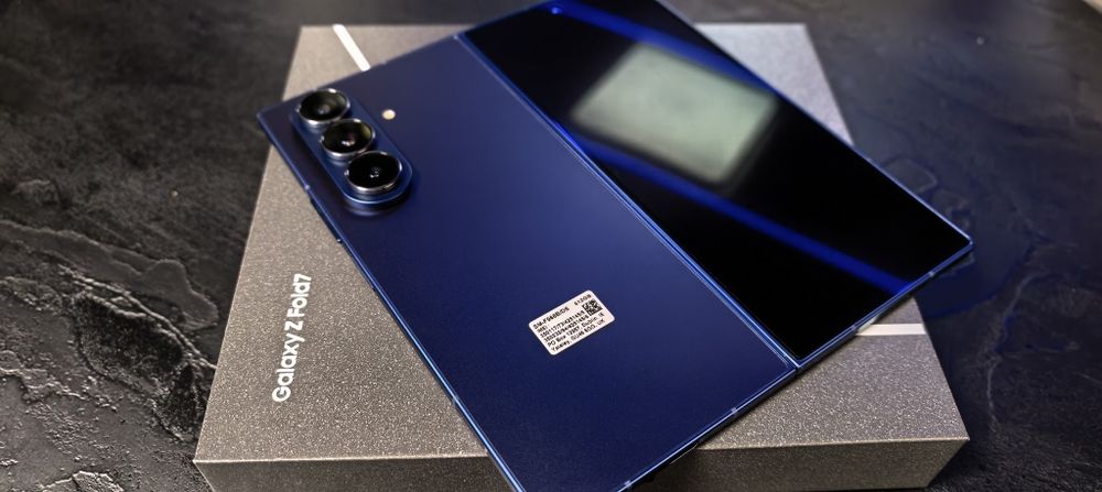 Телефон Samsung Z Fold 7 12GB/512GB