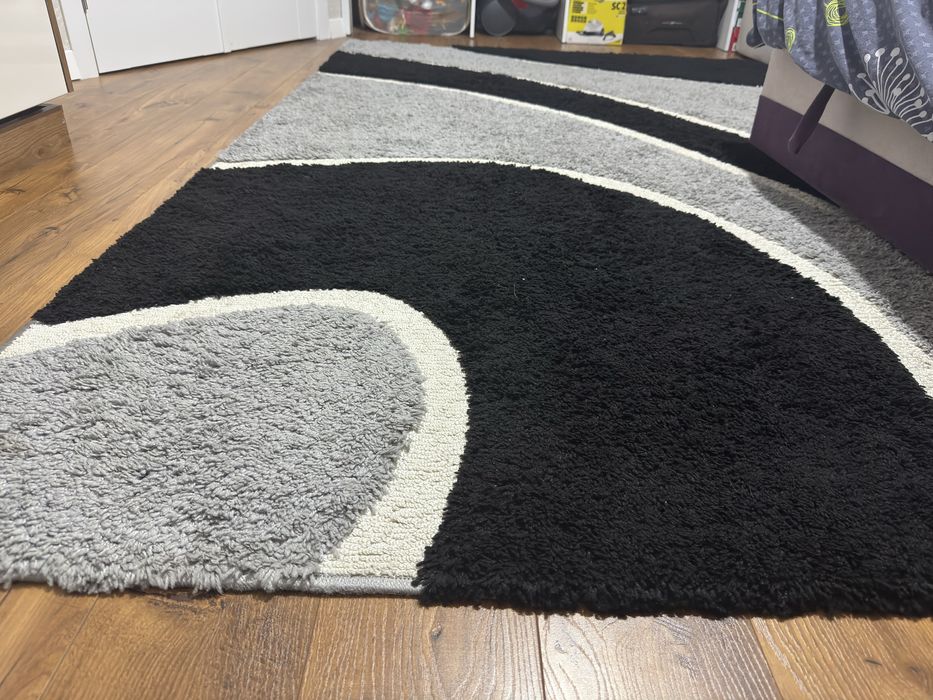 Продам килим в кімнату