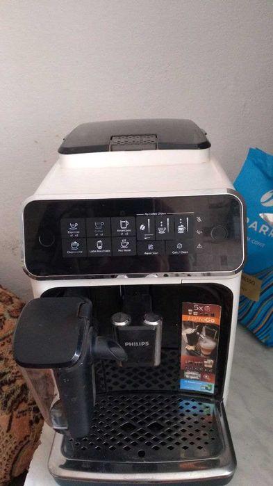 Кавомашина Philips EP3347/90