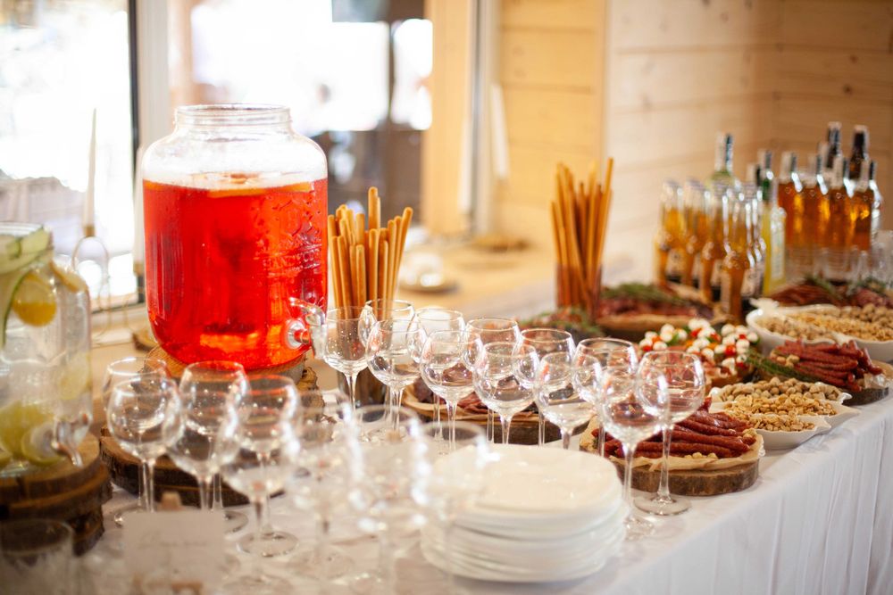 Є СВІТЛО!Оренда будинку подобово з великим залом!Басейн з підігрівом