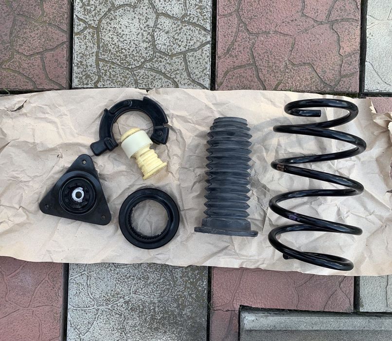 Пружина пильник підшипник nissan rogue t32