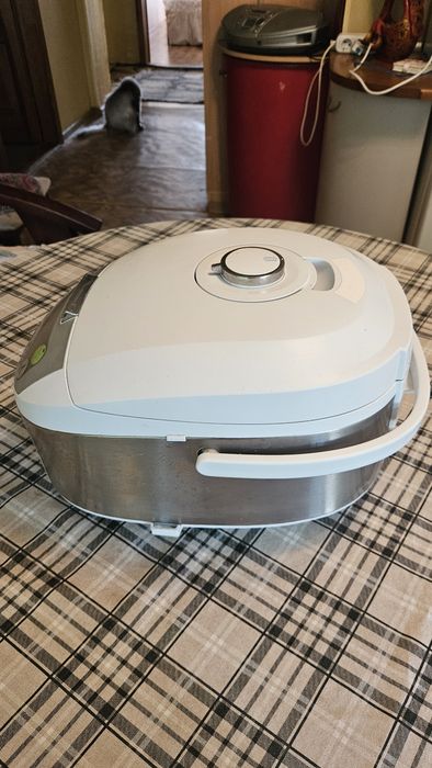 Мультиварка Philips HD3136