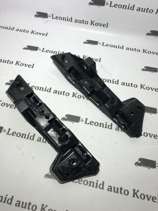 Кріплення, кронштейн бамперу на крило Renault Master 3, Opel Movano